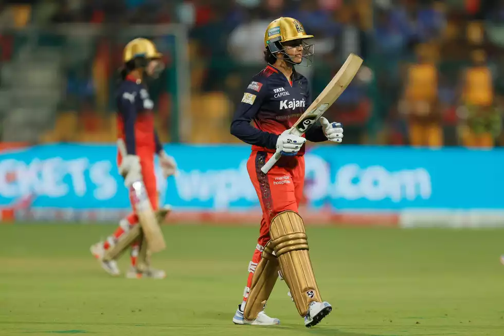 RCB Struggles as Gujarat Giants Dominate