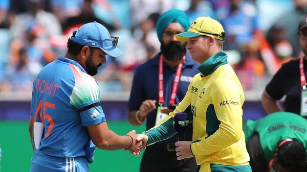 Australia Posts 264 as India Gears Up for Chase