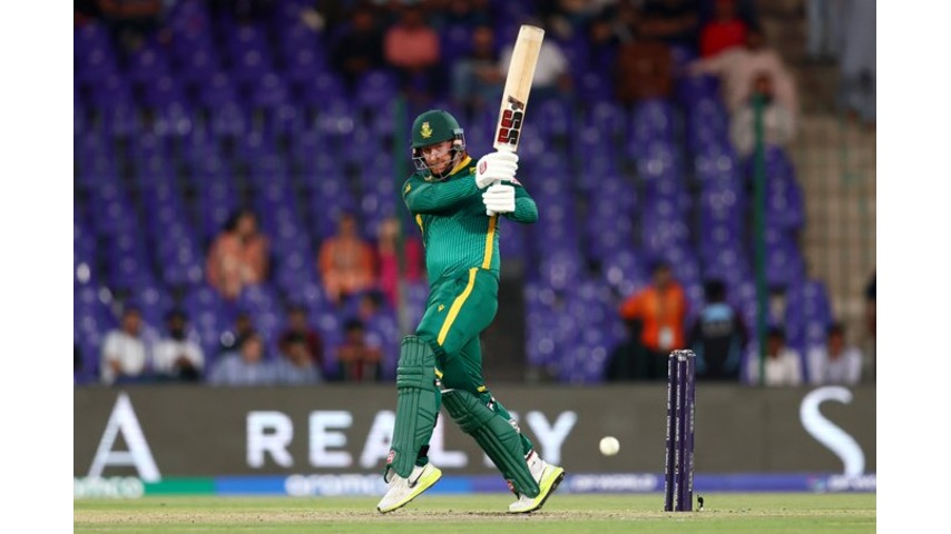 South Africa Thrash England to Reach Semifinals