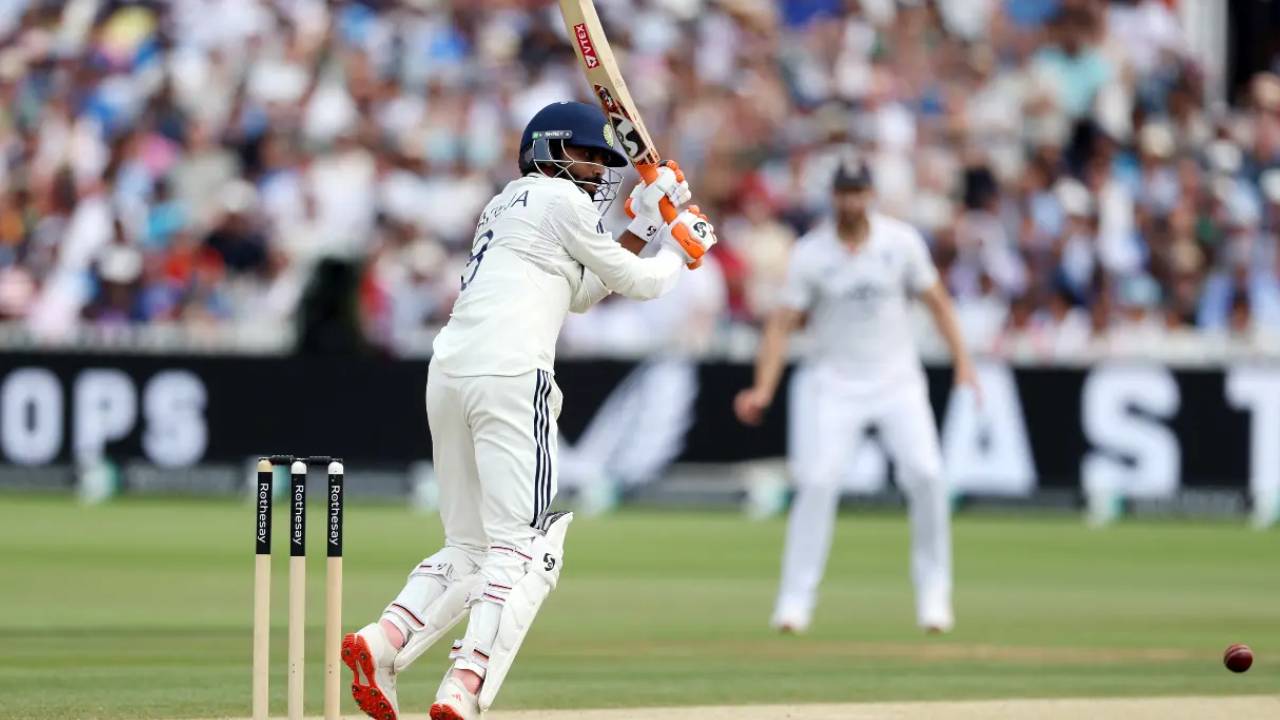 India leads by 11 runs at tea on Day 5 of the 4th Test against England at Manchester, with Ravindra Jadeja and Washington Sundar batting.
