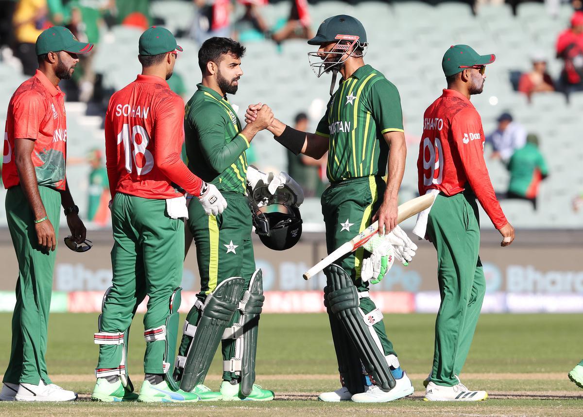 Pakistan vs Bangladesh, Super Fours Clash 🏏 | Asia Cup 2025